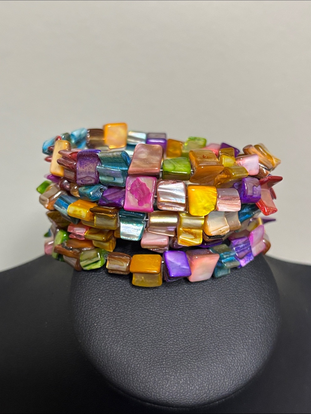 Multicolor Shell Tile Wrap Bracelet - Vibrant Beaded Women’s Jewelry Colorful